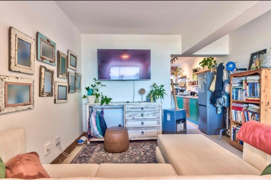 To Let 1 Bedroom Property for Rent in Mouille Point Western Cape